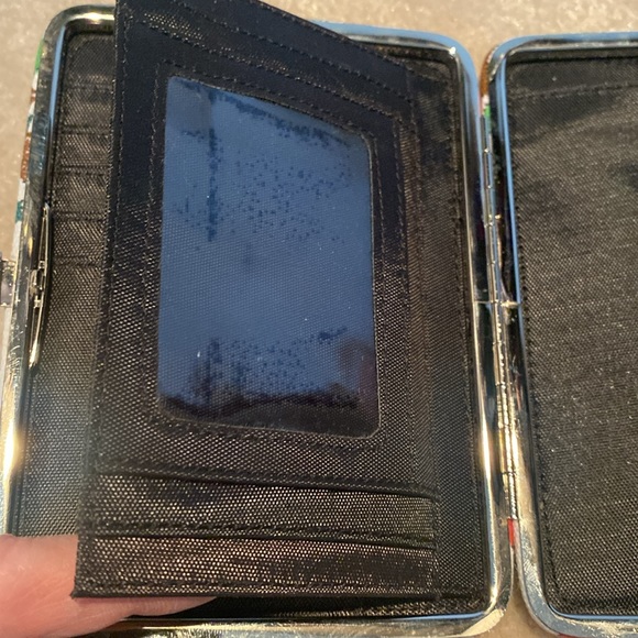 NWOT Floral Fabric Wallet - Picture 3 of 6